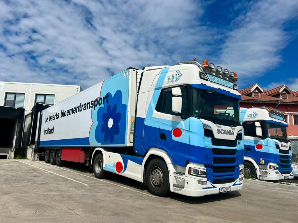 Camion Scania TBT Logistic International la depozit